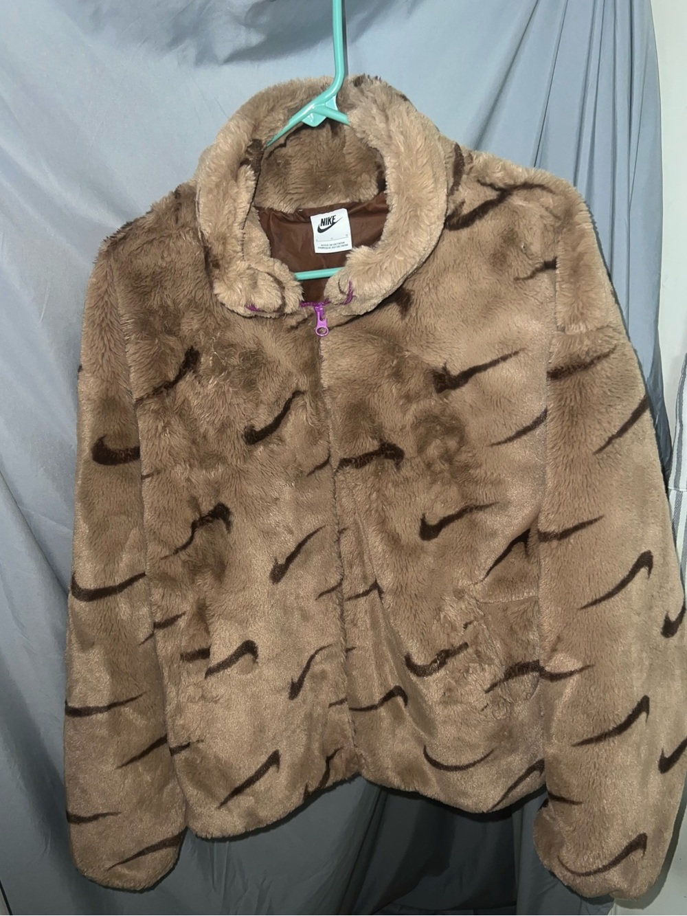 Nike Women's Sportswear AOP Faux Fur Jacket